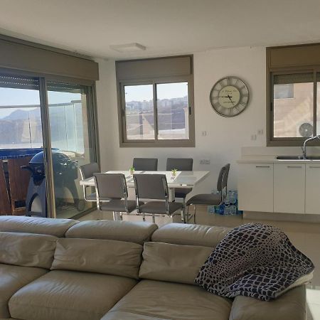 Luxury Exclusive Top Class Apartment On The Sea With Best Sea View And Jacuzzi רק למשפחות !!!! Eilat Exteriör bild