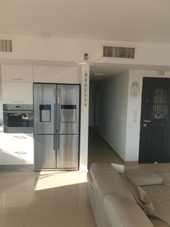 Luxury Exclusive Top Class Apartment On The Sea With Best Sea View And Jacuzzi רק למשפחות !!!! Eilat Exteriör bild