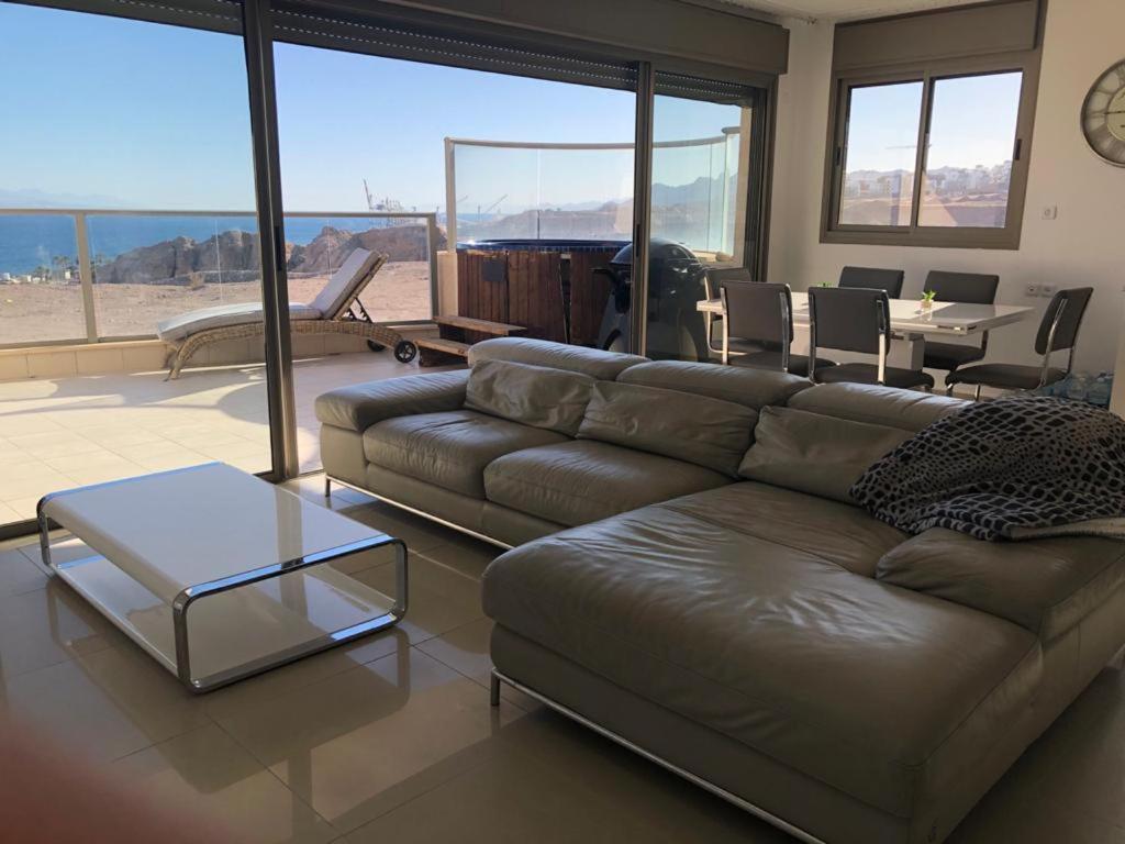 Luxury Exclusive Top Class Apartment On The Sea With Best Sea View And Jacuzzi רק למשפחות !!!! Eilat Exteriör bild